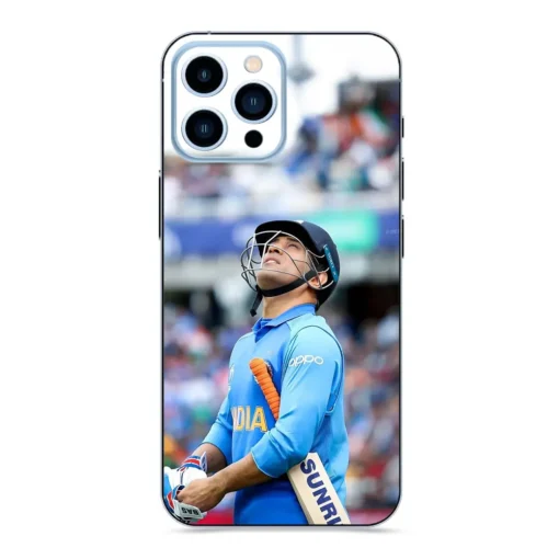 Dhoni lookin in sky